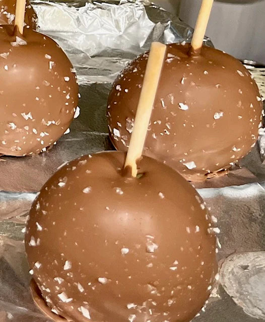 Salted caramel apples